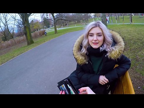 ❤️ Акча үчүн чоочун адамдын ысык спермасын жутат - минет паркта Эва Элфи ❤️ Сапаттуу порно боюнча бизде ☑