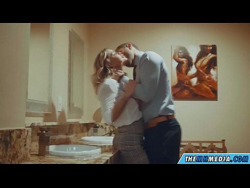 ❤️ Блондинка сени коомдук дааратканада азгырып жатканда ❤️ Сапаттуу порно боюнча бизде ☑